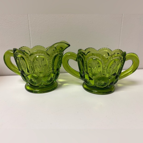 Le Smith Other - Vintage LE Smith Moon and Stars Green Glass Sugar Bowl and Creamer Set